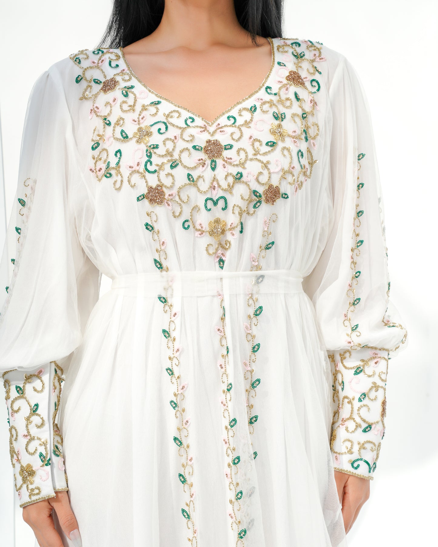 white wonder Louise kaftan