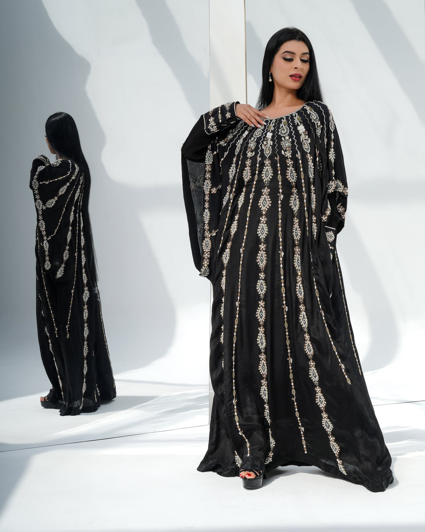 Black thobe Louise kaftan