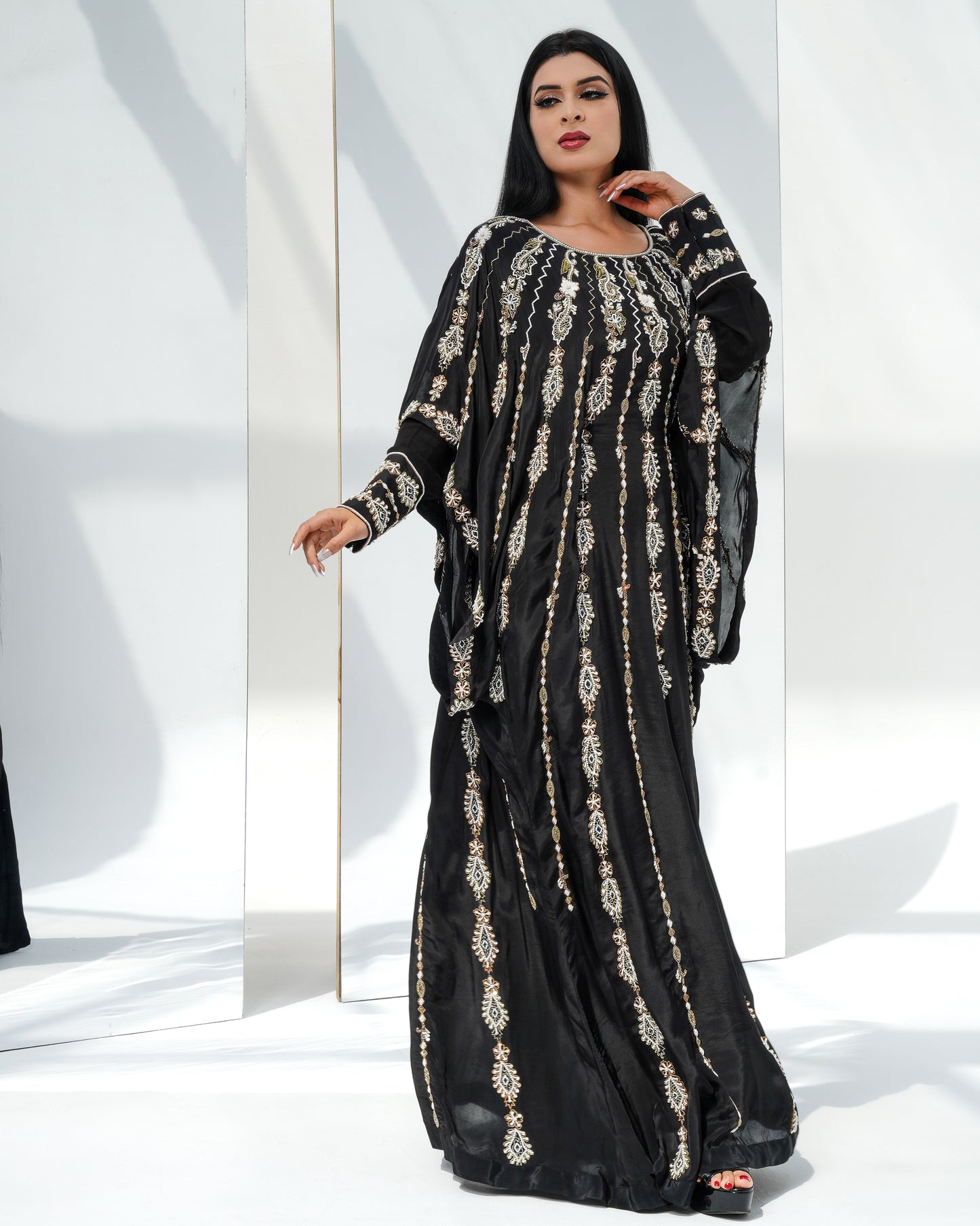 Black thobe Louise kaftan